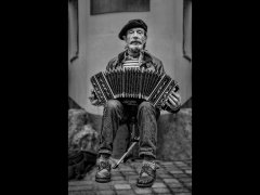 Chris Willis CPAGB BPE3-Accordionist-Commended.jpg